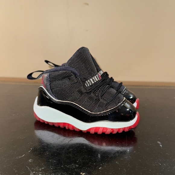 Jordan Other - Nike Air Jordan 11 Retro Bred Black Red 378040-061 Toddler Baby Size 5C